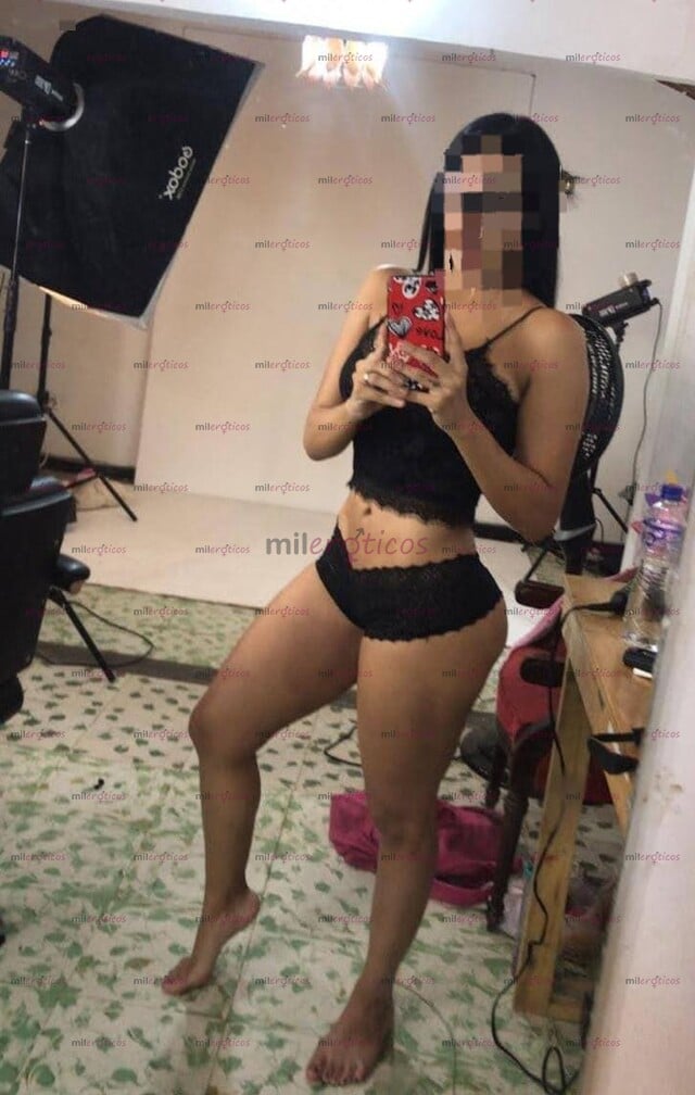 FOTOS DE ESTE CALOR RICO DE MANZANILLO PARA ESTAR EN LA ALBERQUITA BIEN ENPIERNADOS