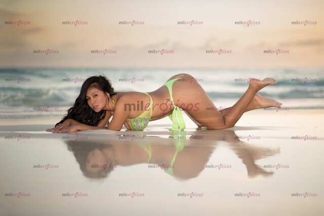 FOTOS DE HOLA, SOY ASTRID, LISTA PARA COMPLACERTE.