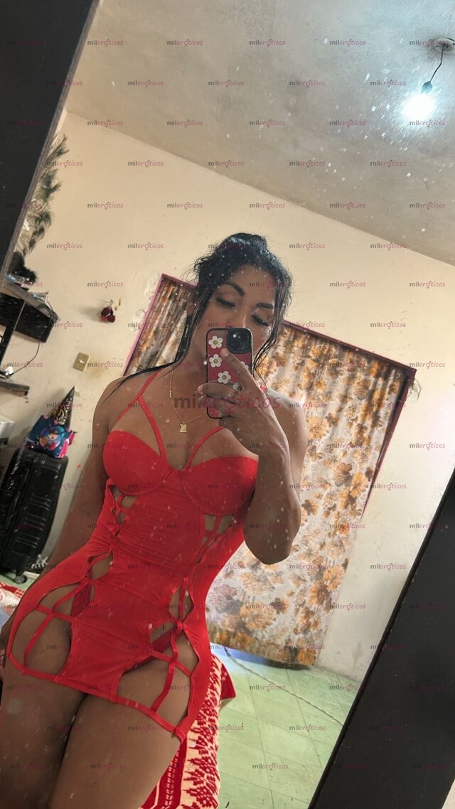 FOTOS DE BUSCAS ALGO DIFERENTE SOLO AVÍSAME ESTARÉ LISTA PARA TI