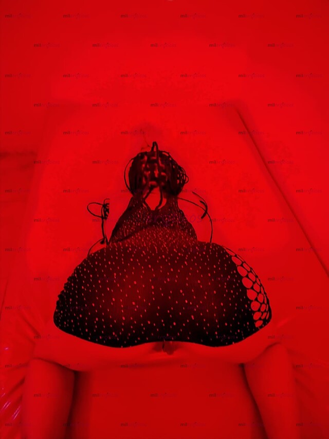 FOTOS DE HERMOSA NIÑAS , UNA ESCORT DE LINDAS CURVAS, MUY BELLA E INDEPENDIENTE, ESTOY DI