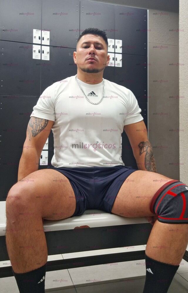 FOTOS DE CHACAL 100% NORTEÑO CON VERGA GRANDE Y GRUESA