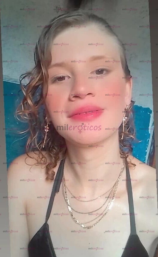 FOTOS DE HOLA BUENAS DÍAS NOCHES NENITA TRANS NUEVA CON 18 AÑOS MUY SATISFACIENTE