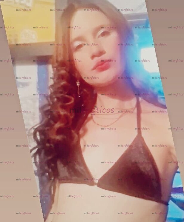 FOTOS DE HOLA BUENAS DÍAS NOCHES NENITA TRANS NUEVA CON 18 AÑOS MUY SATISFACIENTE