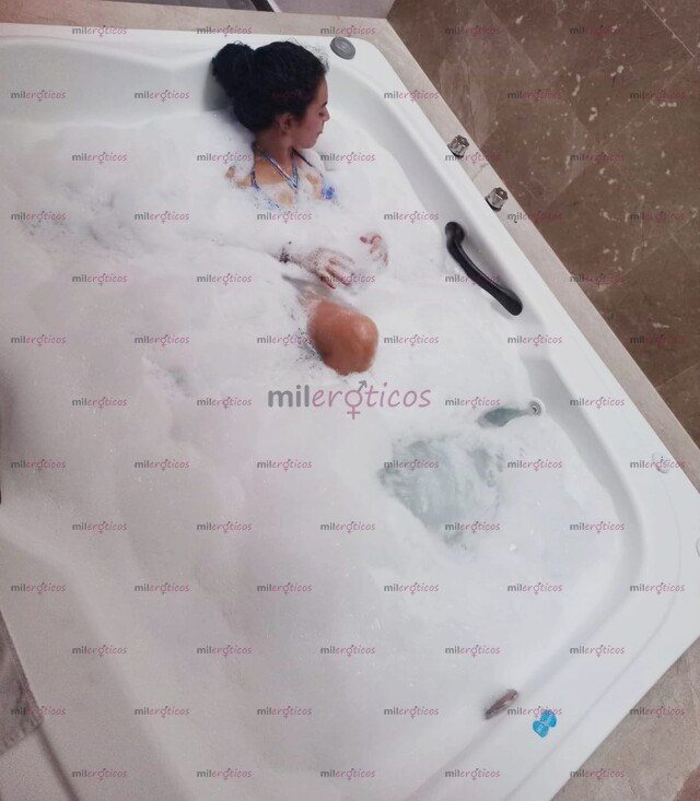 FOTOS DE MAMÁ SOLTERA CACHONDA DISPUESTA A COMPLACER TODAS TUS FANTASIAS