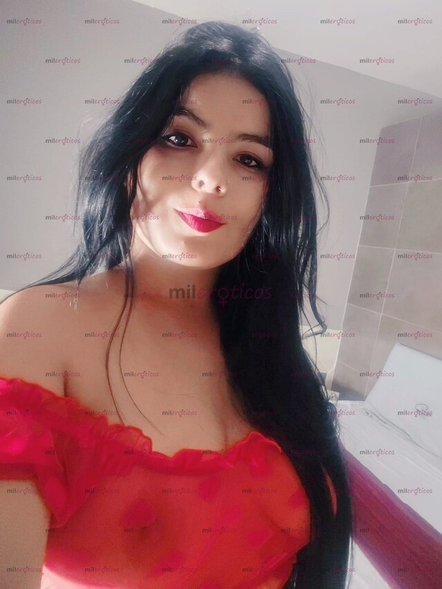 FOTOS DE SEDUCTORA SENSUAL Y MUY CACHONDA PARA UN SEXO RICO PAPI