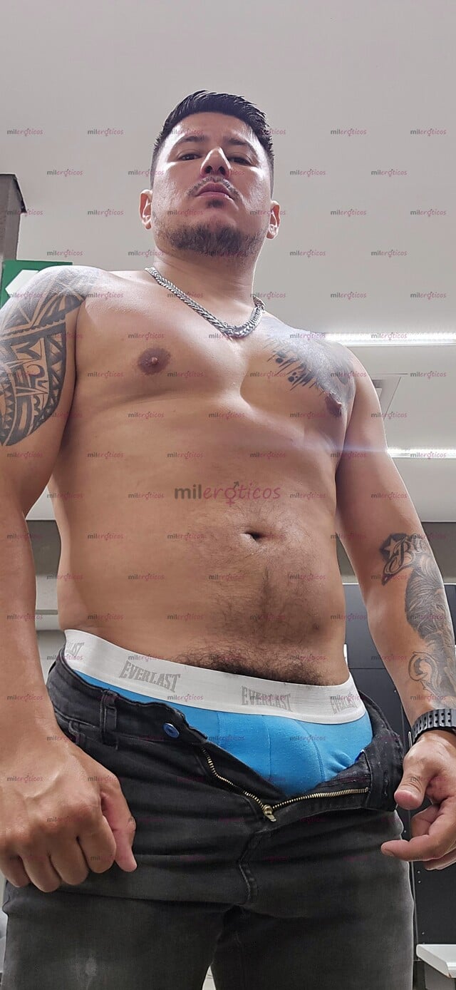 FOTOS DE CHACAL 100% NORTEÑO CON VERGA GRANDE Y GRUESA