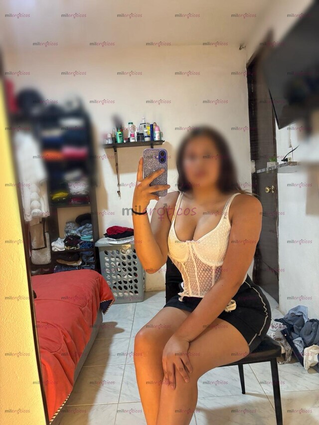 FOTOS DE HOLA SOY JESSI UNA CHAVITA DELGADA NALGONA DE 19 AÑOS INICIANDOME EN ESTO