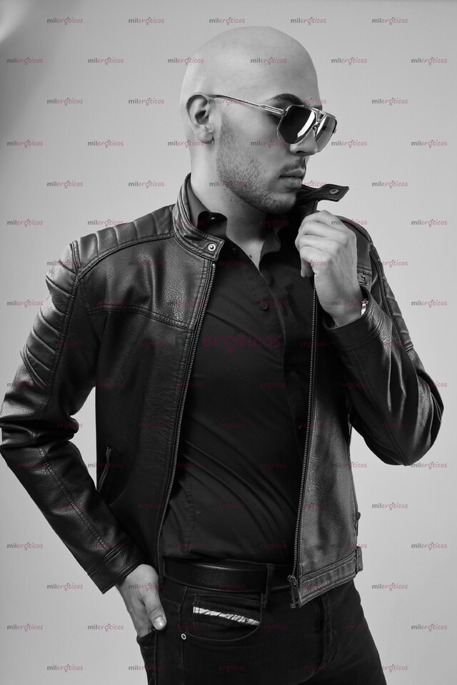 FOTOS DE RANCHERO COLOMBIANO PAISA, DEMASIADO CALIENTE Y LISTO PARA ATENDERTE