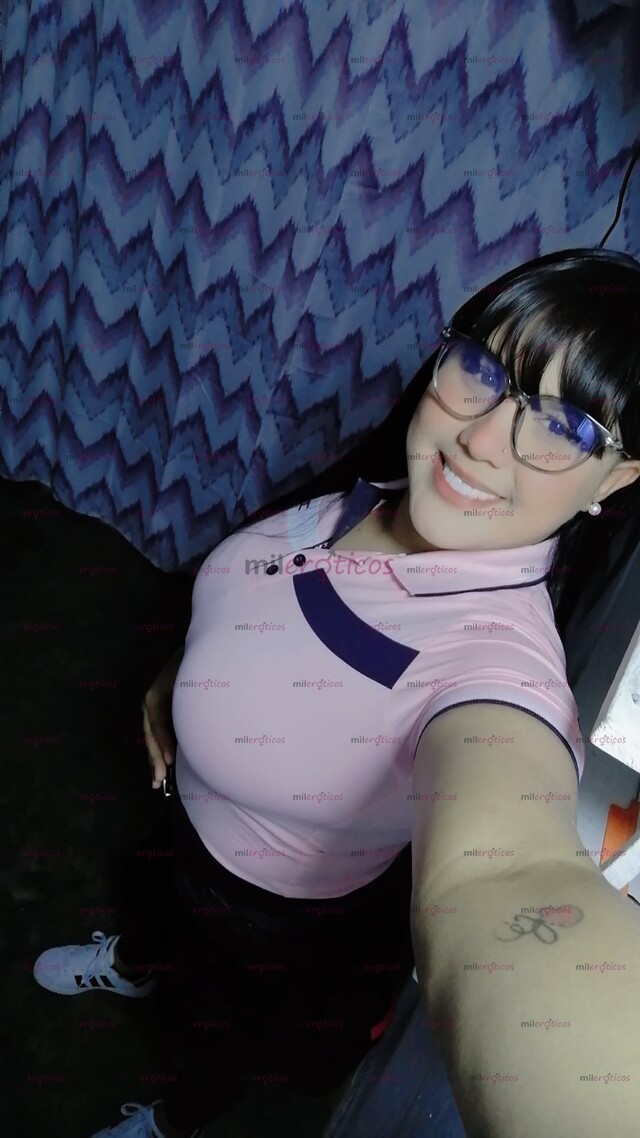 FOTOS DE VALERIA MUJER JUGUETONA, CARIÑOSA Y COMPLACIENTE