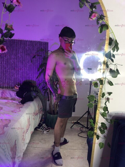 FOTOS DE JOVEN DE 18 EXPERIMENTADO Y MENTE ABIERTA (SOLO MUJERES MAYORES)