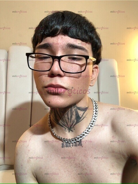 FOTOS DE JOVEN DE 18 EXPERIMENTADO Y MENTE ABIERTA (SOLO MUJERES MAYORES)