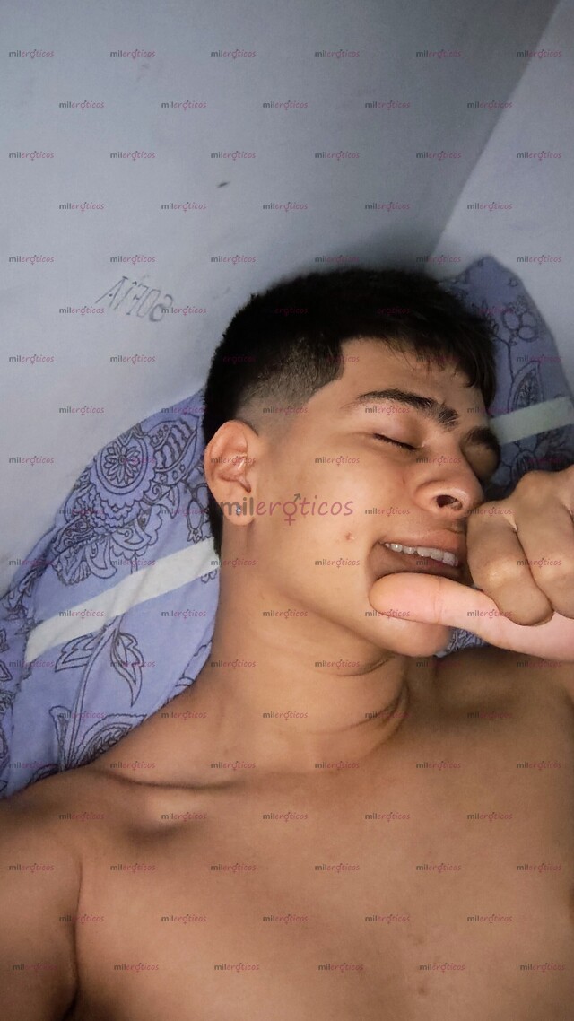 FOTOS DE NUEVO VERGÓN ATRACTIVO LECHERO CON GANAS DE UNA RIKA HEMBRA