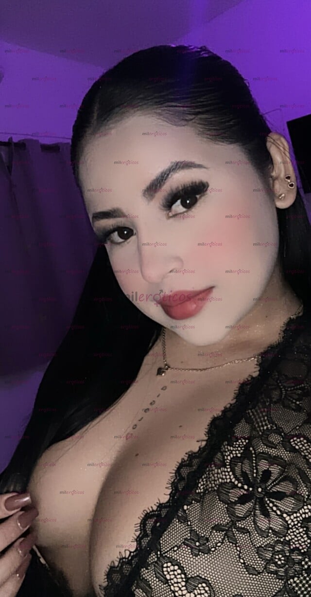 FOTOS DE UNA HERMOSA COLOMBIANA CON UNA CHICHIS BIEN GRANDES, TE DOY BUEN TRATO