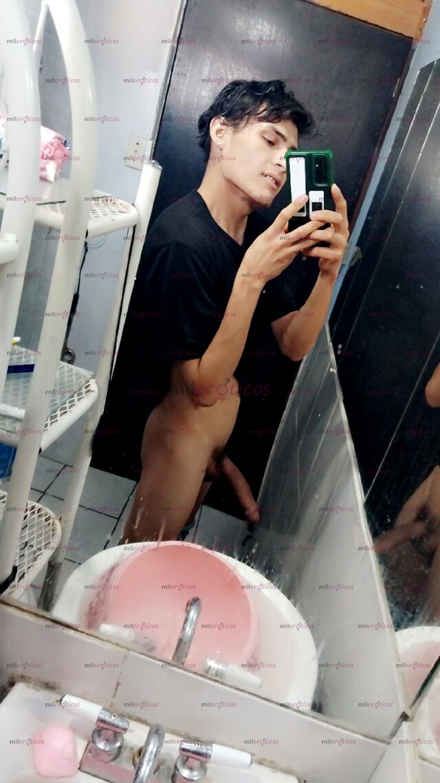 FOTOS DE DONNOVAN. JOVEN MANIACON. MORBOSO CACHONDO COJE PUTITOS