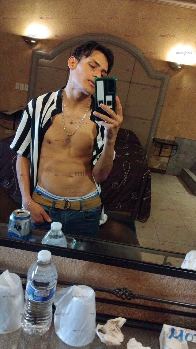 FOTOS DE DONNOVAN. JOVEN MANIACON. MORBOSO CACHONDO COJE PUTITOS