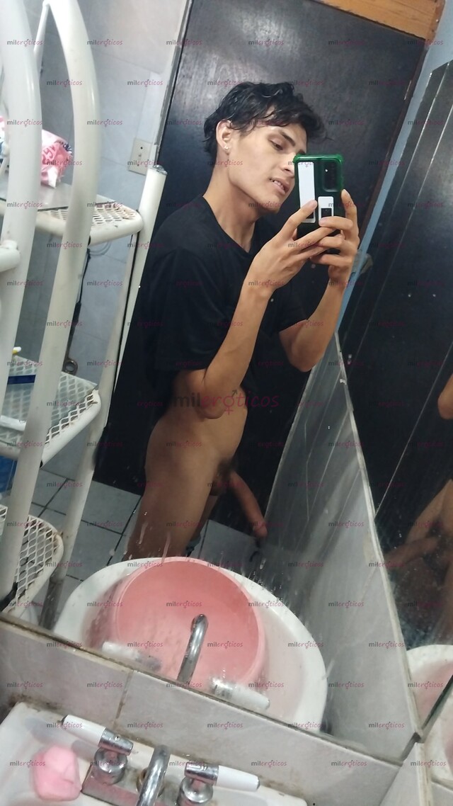 FOTOS DE DONNOVAN. JOVEN MANIACON. MORBOSO CACHONDO COJE PUTITOS