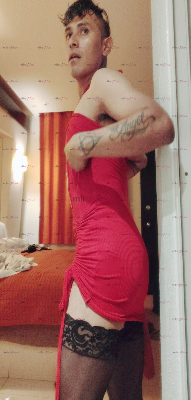 FOTOS DE TRANS DE CLOSED CON UN RICO CULISH Y QUE LO MUEVO COMO SI TUVIERA CADERAS