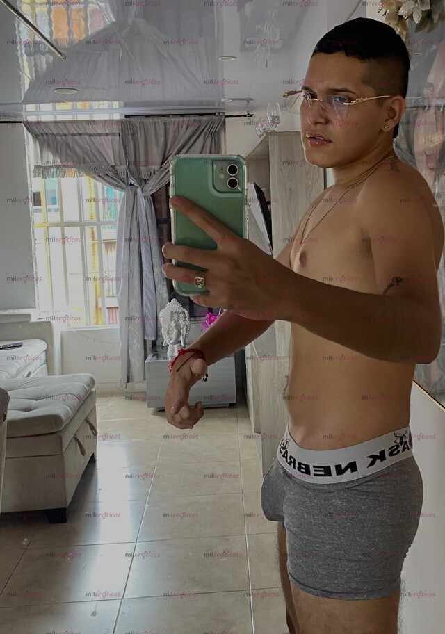 FOTOS DE CALEÑO VERSATIL ARRECHO Y ATENCIÓN EXCLUSIVA