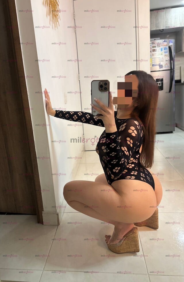 FOTOS DE BLANQUITA.CULONA,ARRECHA Y MUY SEXI PARA TI