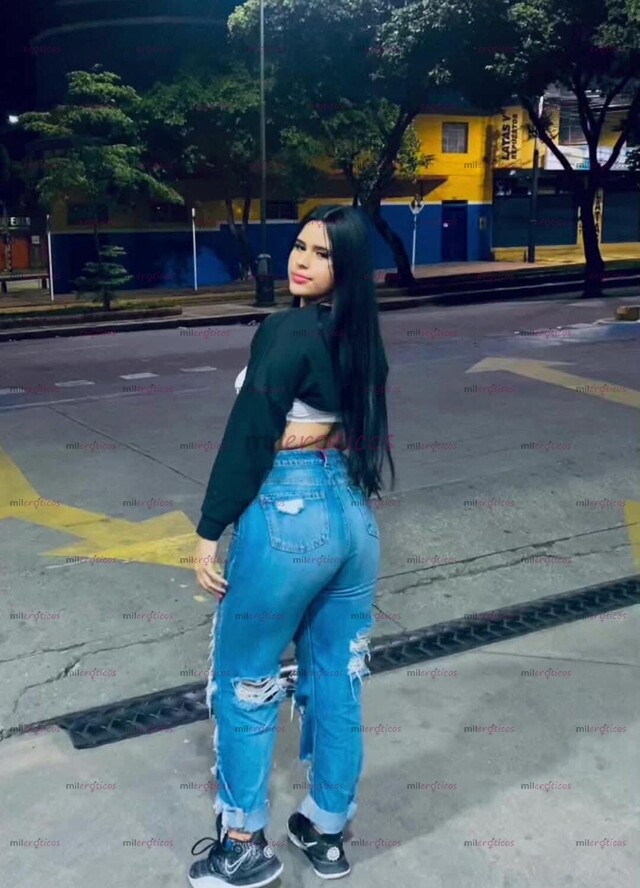 FOTOS DE VALERIA JOVENCITA SEXY PAISA RECIÉN LLEGADA CON SITIO CERCA ALAMEDAS