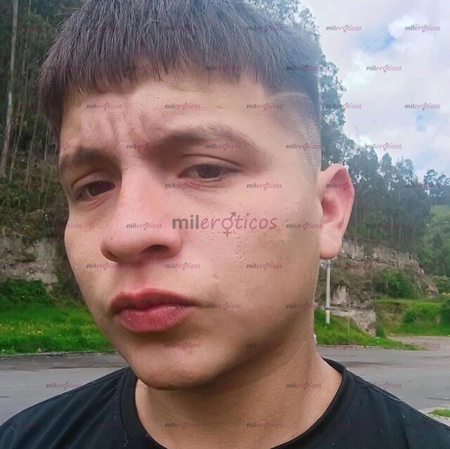 FOTOS DE HOLA SOY JHON SOY UN CHICO MUY INTERESANTE Y CALIENTE ESPERANDO A Q ME CONTACTES