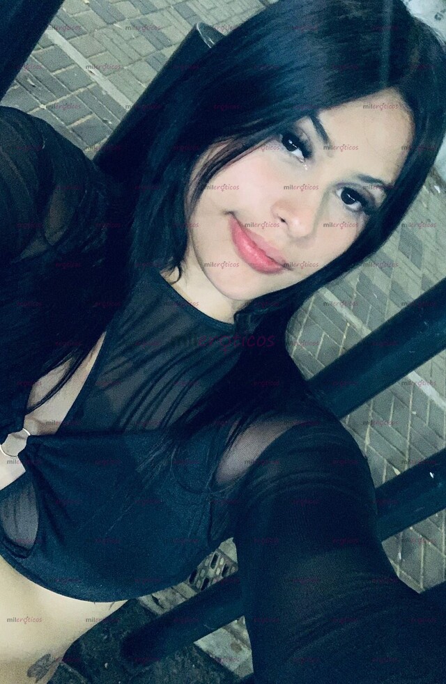 FOTOS DE VALERIA JOVENCITA SEXY PAISA RECIÉN LLEGADA CON SITIO CERCA ALAMEDAS