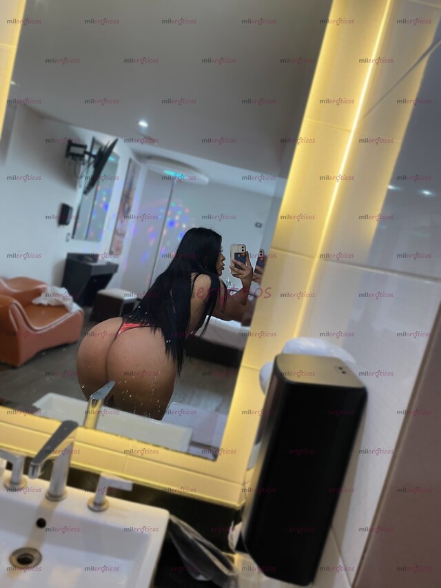 FOTOS DE KEEYLY PRINCESA LISTA PARA DARNOS LECHE MUTUAMENTE PAPI, CON LUGAR!!