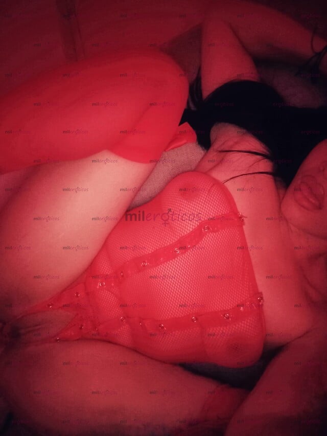 FOTOS DE SOY NUEVA Y QUIERO QUE VIVAS ESTA DELICIOSA EXPERIENCIA CONMIGO SOY MUY HUMEDA Y