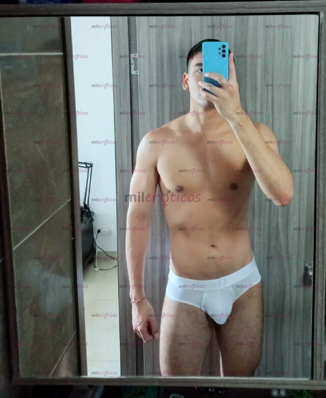 FOTOS DE YOUNG JOCK COLLEGE BOY FOR MASSAGING AND MORE