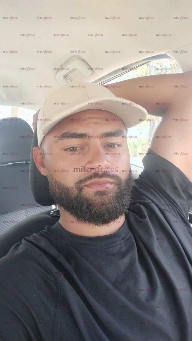 FOTOS DE VENEZOLANO DE 185CM. LISTO PARA COMPLACERTE RICO.