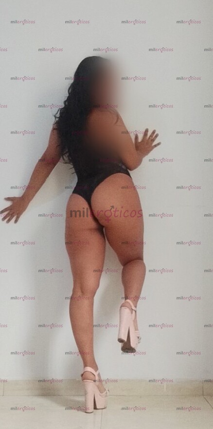 FOTOS DE NINA CALIETE, COMPLACIENTE Y APASIONADA, SIN AFANES