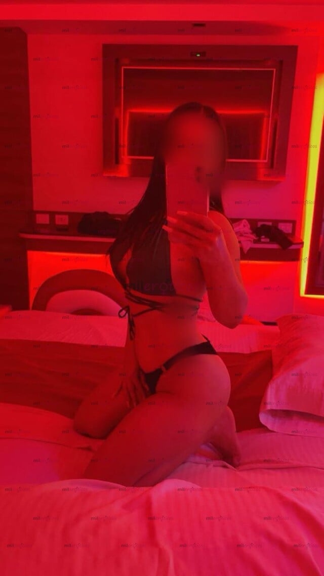 FOTOS DE PETIT CHICHONA, DELGADITA, NUEVECITA, ESTRECHITA Y LISTA PARA CUMPLIR TUS FANTAS