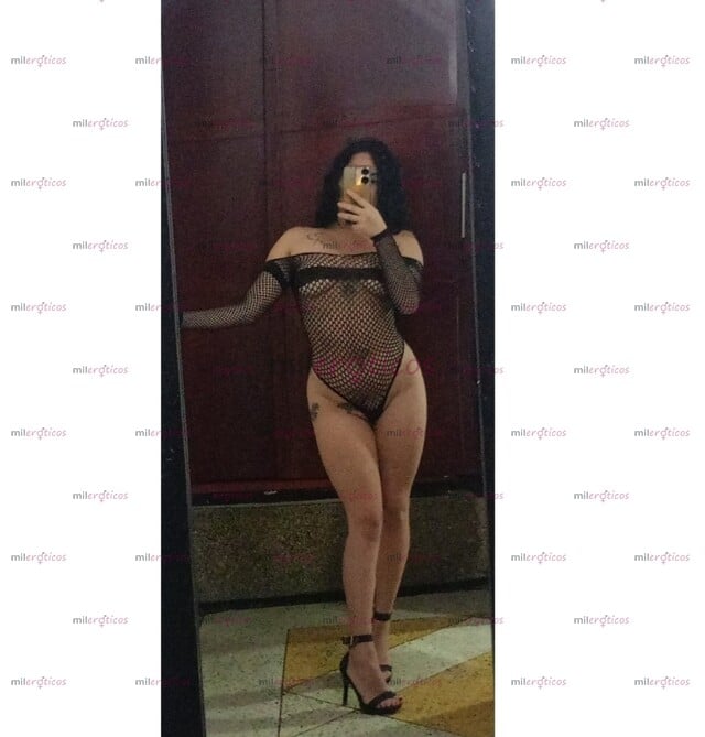 FOTOS DE CAMILA DISPUESTA A COMPLACERTE VIRTUAL PARA SACARTE LA LECHE BIEN RICO PAPI