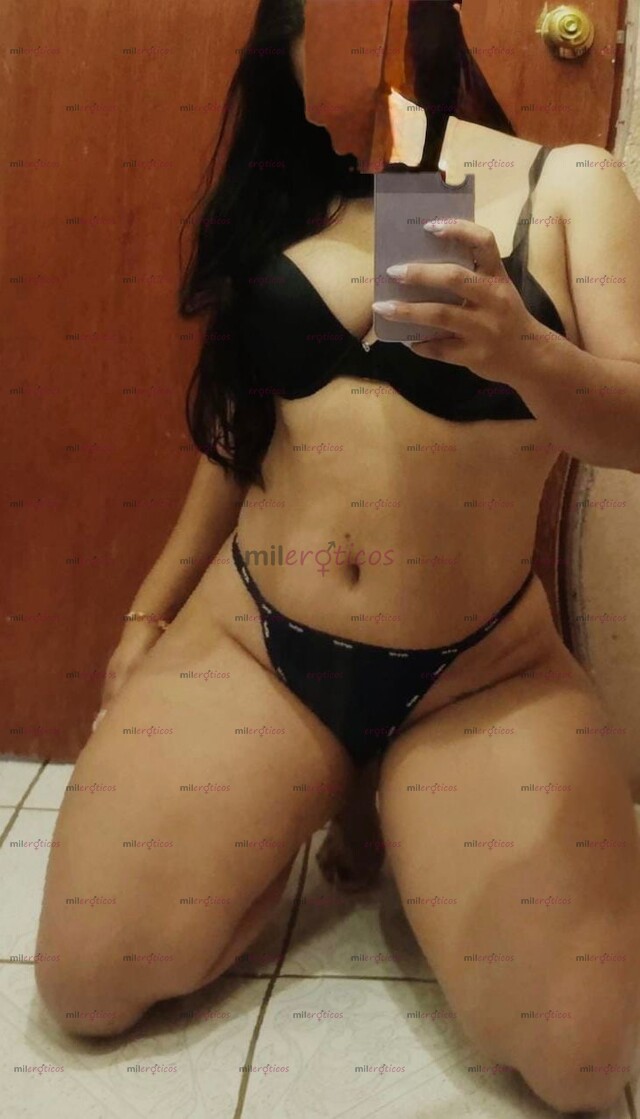 FOTOS DE MORENITA CANDENTE Y MUY SENSUAL, HECHAME TU LECHITA