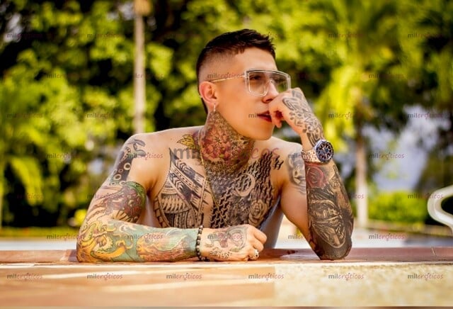 FOTOS DE MYKE UN COLOMBIANO TATUADO POR POCOS DIAS