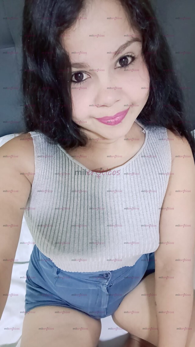 FOTOS DE HERMOSA JOVEN CON CARITA ANGELICAL DISPUESTA A SATISFACER TUS GANAS