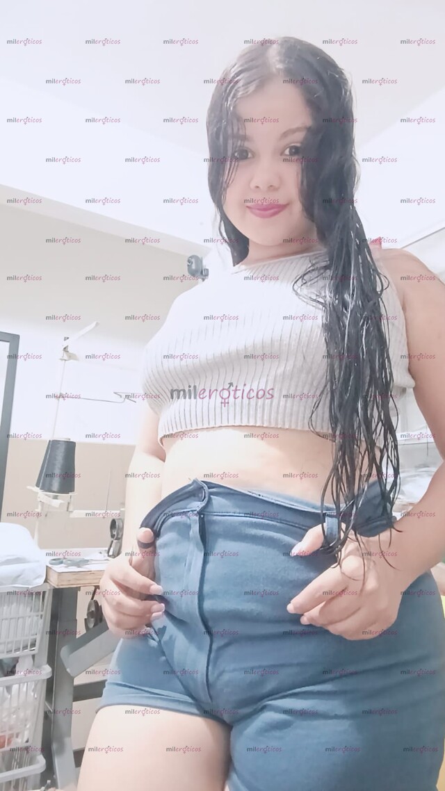 FOTOS DE HERMOSA JOVEN CON CARITA ANGELICAL DISPUESTA A SATISFACER TUS GANAS