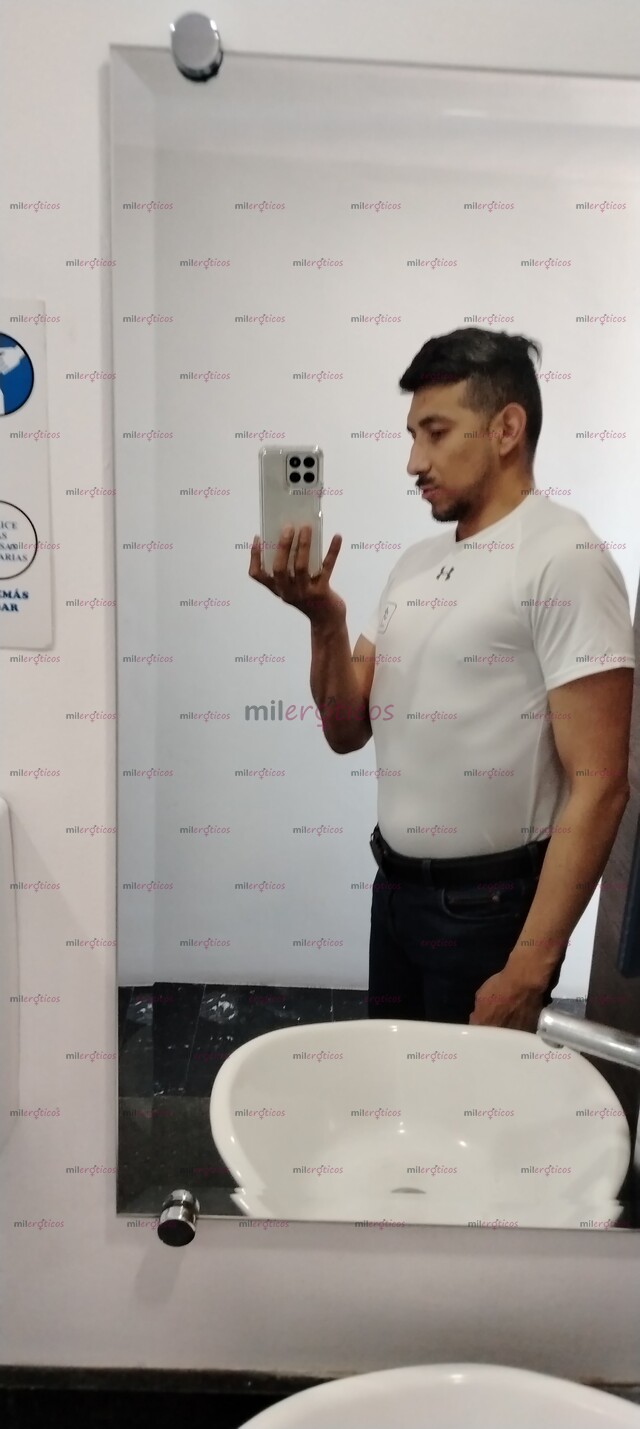 FOTOS DE HOLA ME LLAMO MIGUEL UN GUSTO TU AMANTE FAVORITO PARA COMPLACERTE