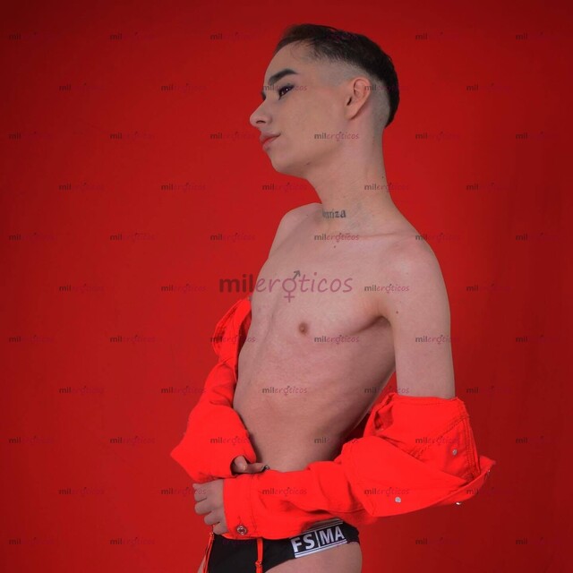 FOTOS DE TWIN 18 HOT BABY COMELON DE LECHE 2,500 POR HORA NEGOCIABLE MÁS TIEMPO