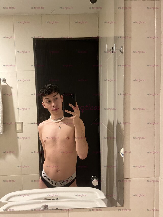 FOTOS DE TWIN 18 HOT BABY COMELON DE LECHE 2,500 POR HORA NEGOCIABLE MÁS TIEMPO