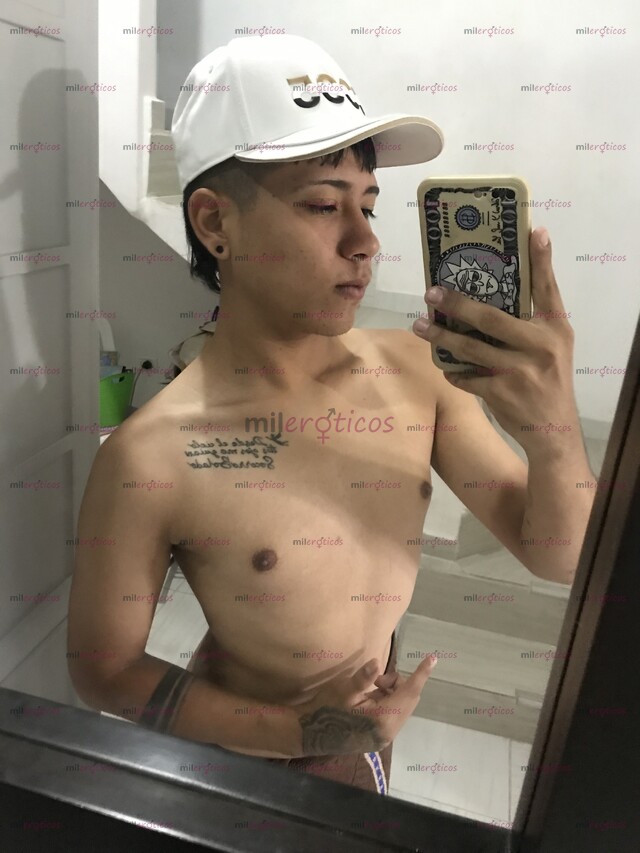 FOTOS DE CHICO FULL RESERVADO LECHERO VERGON TÍMIDO