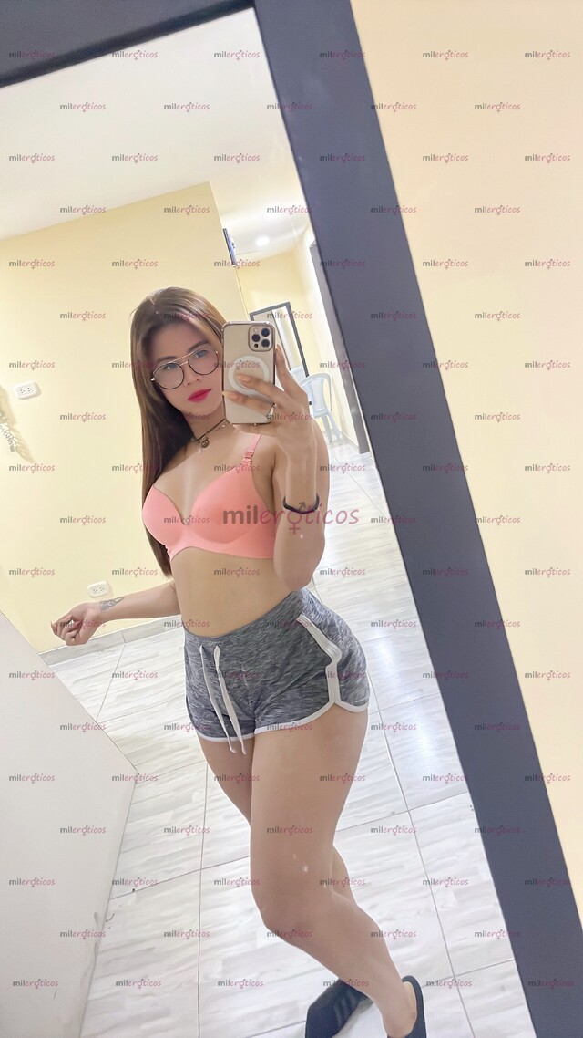 FOTOS DE SOY TU SUEÑO HECHO REALIDAD UNA NENA FEMENINA ESTATURA 1.68 CULONA NATURAL !