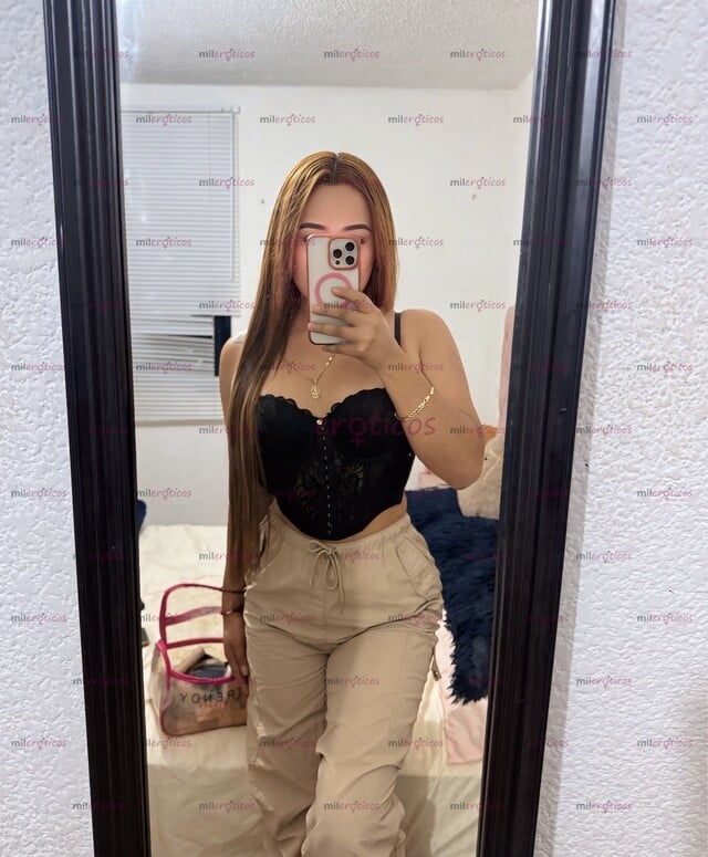 FOTOS DE NAOMI FLAQUITA BONITAAA NUEVA EN TOLUCA !!!