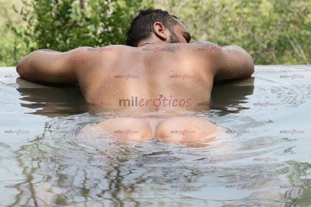 FOTOS DE MASAJISTA CON ESPECIALIDAD EN 7 DIFERENTES TÉCNICAS DE MASAJE