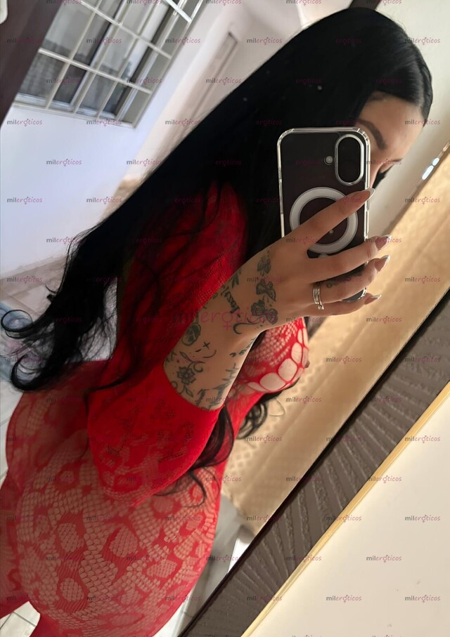 FOTOS DE CAMILA CON UN CUERPO ESCULTURAL QUIERE PORTARSE MAL