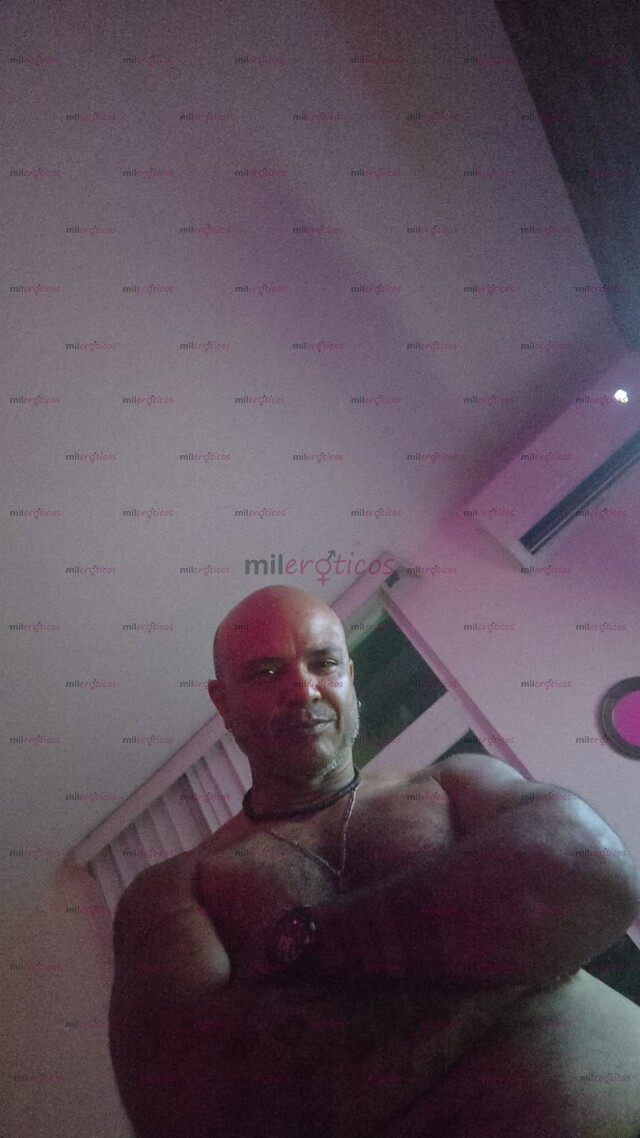 FOTOS DE MADURO VENEZOLANO PLACER DESEO Y EXPERIENCIA A TU DISPOSICION