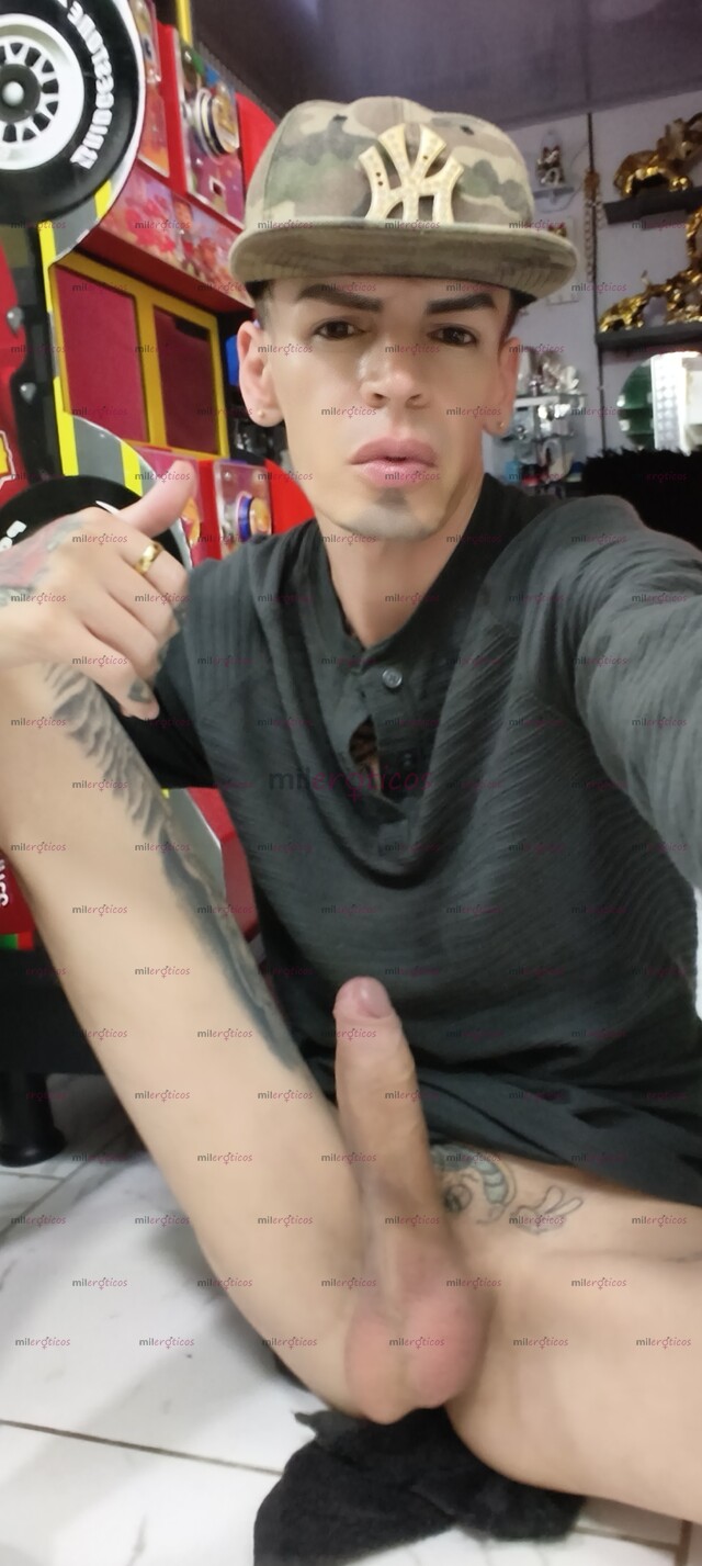 FOTOS DE FLACO ACTIVO MORBOSO SERIO TATUADO VERGON