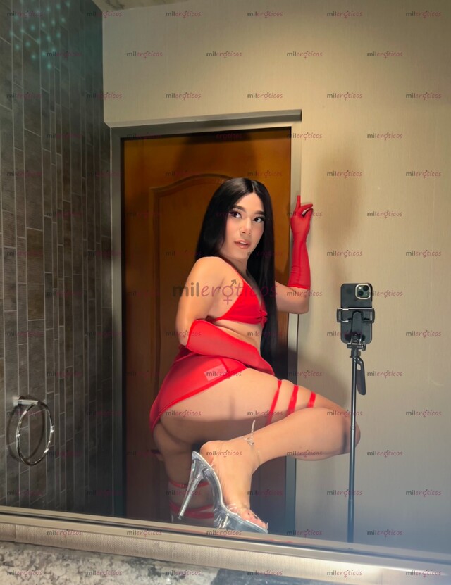 FOTOS DE TRANNY LECHERA, TE GUSTA TRAGAR LECHE, MÁRCAME Y TE DOY