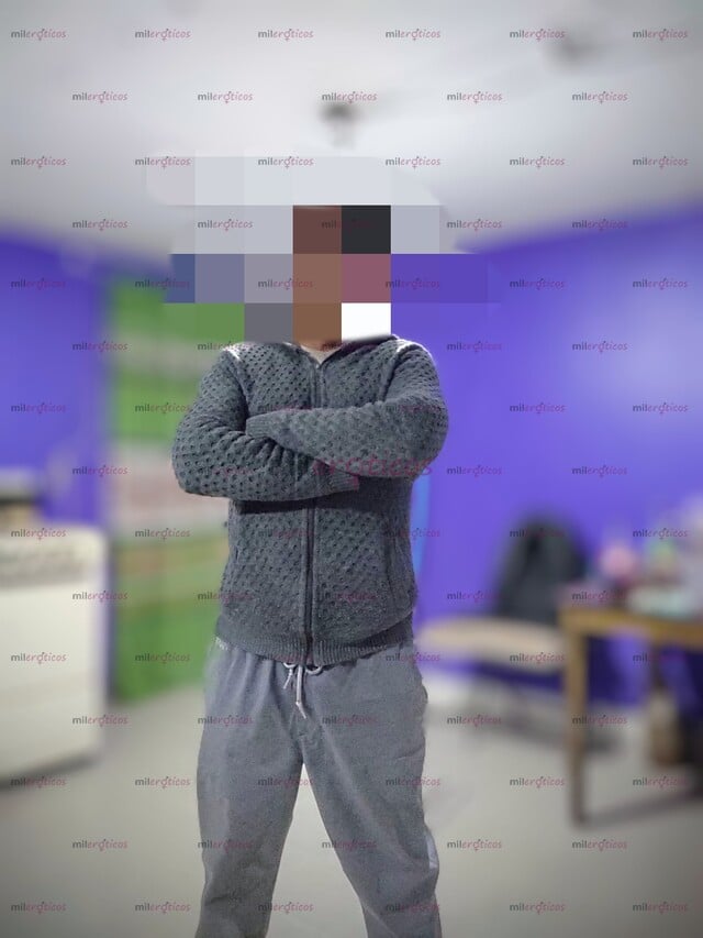 FOTOS DE CHICO BIEN DOTADO PARA CUMPLIR TUS FANTASIAS EN SECRETO