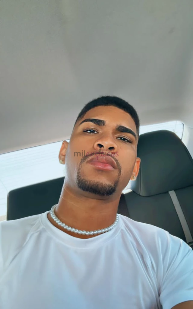 Hola soy omar amp ex clusivo un joven atletico pelotero con buena vergavamos a disfrutar el choque de nuestros cuerposno me cierro a na probar es goza...